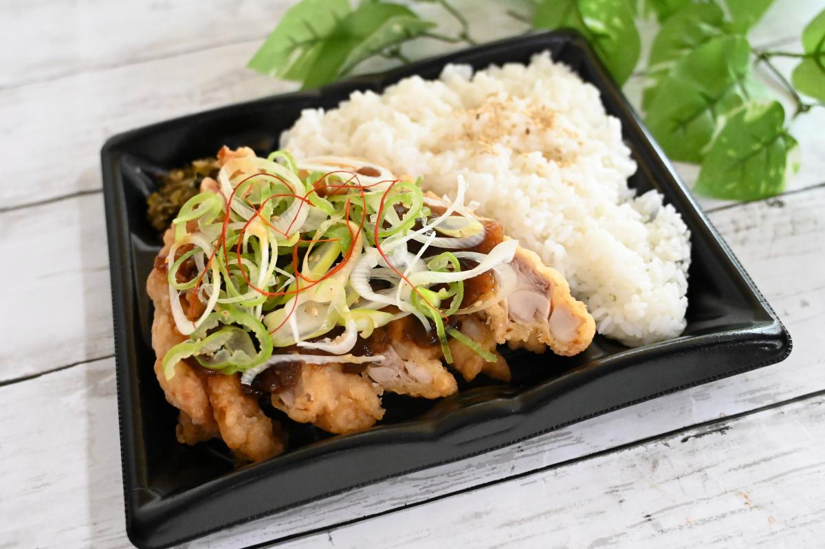 香味だれが旨い!油淋鶏弁当